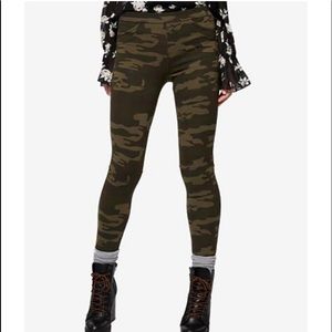 Sanctuary camo leggings!